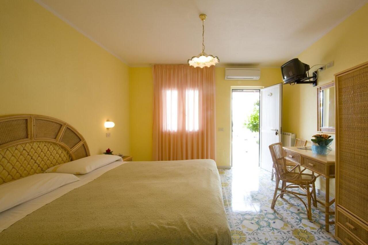 Casamicciola Terme Hotel Terme Fiola מראה חיצוני תמונה